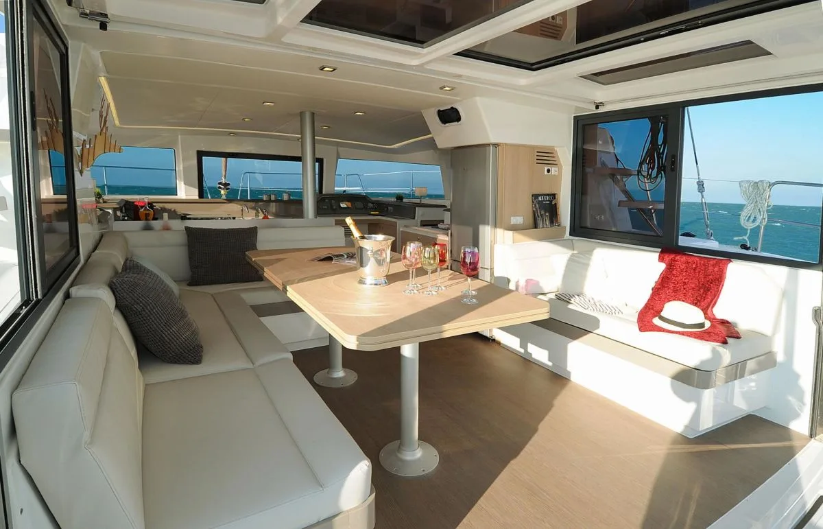 Bali catamarans Bali 4.1 — фото 1 из 16