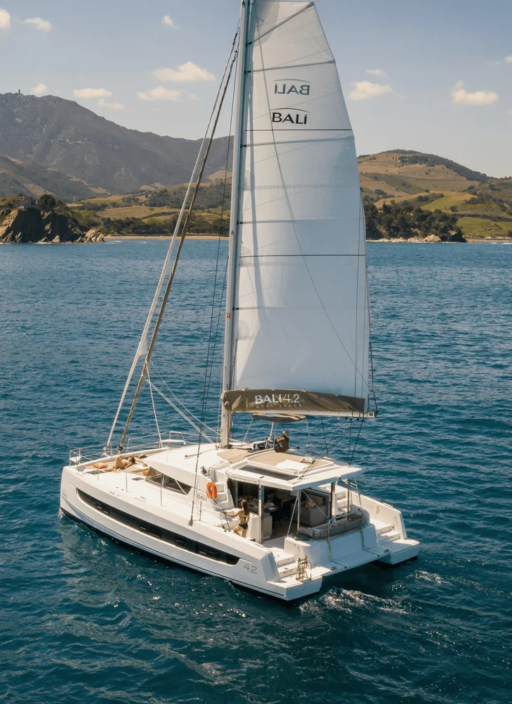 Bali catamarans Bali 4.2 — фото 1 из 2