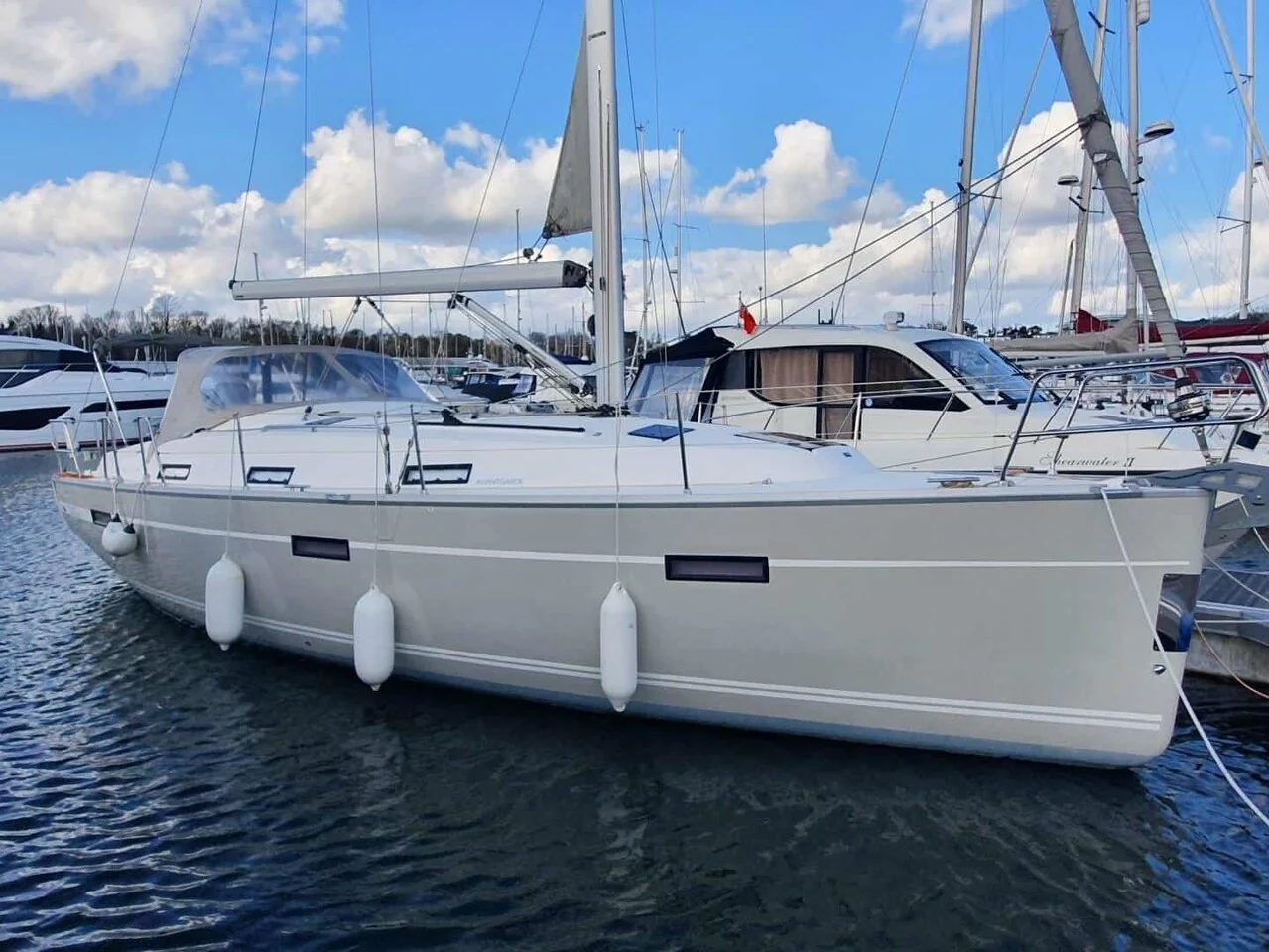 Bavaria Cruiser 36 (Farr) — фото 8