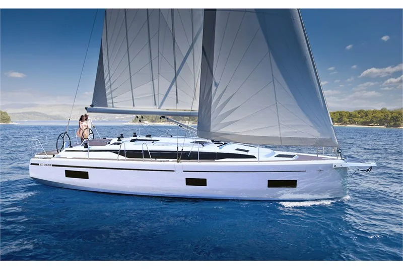 Bavaria Yachts Bavaria Holiday 38 — фото 1 из 26