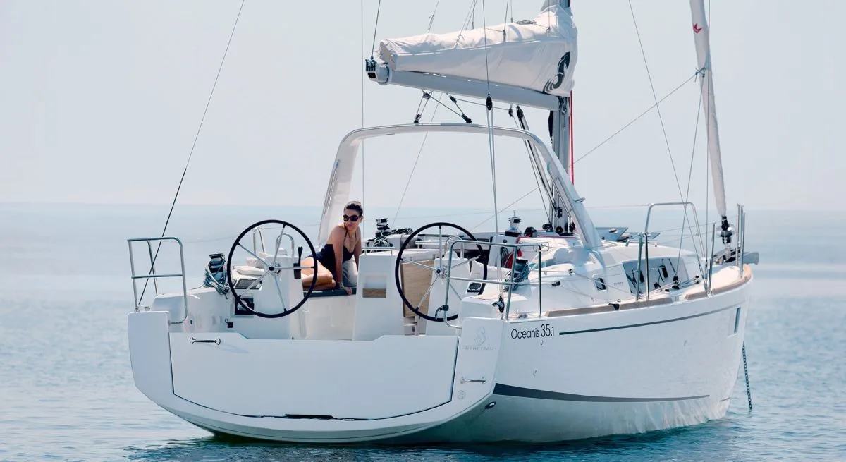 Beneteau Beneteau Oceanis 35.1 — фото 1 из 17