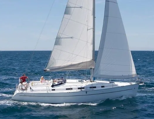 Beneteau Cyclades 39.3 — фото 1 из 2