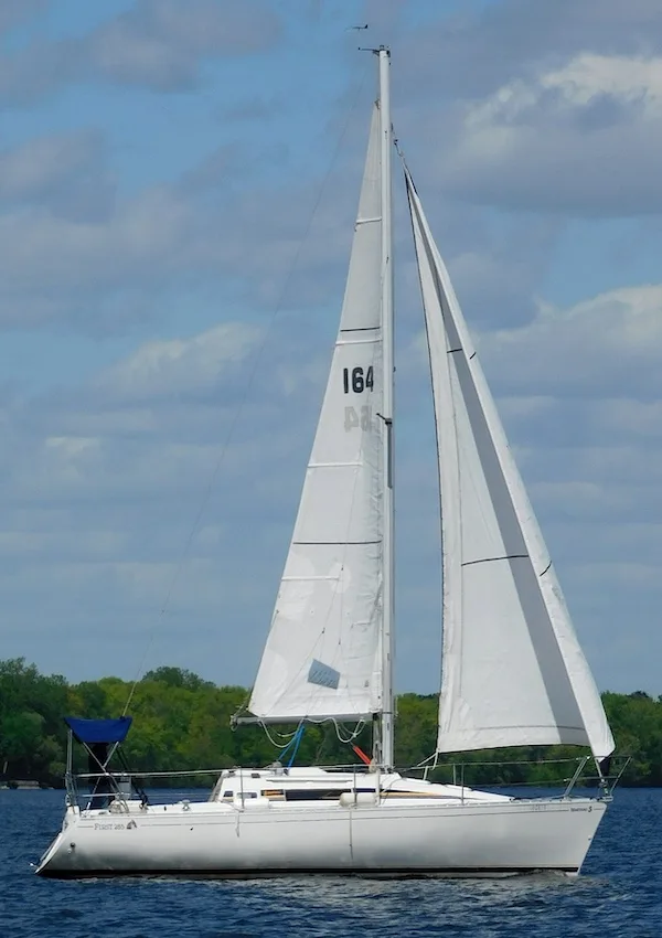 Beneteau First 285 — фото 1 из 2