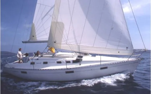Beneteau Oceanis 370 — фото 1 из 2