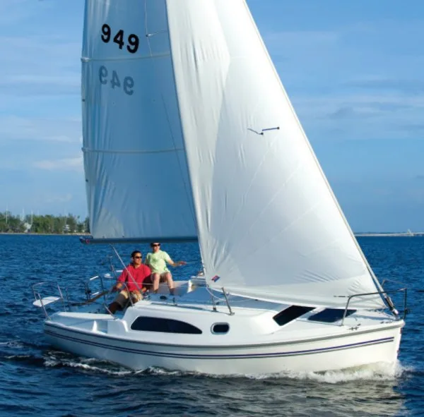 Catalina Catalina 250 (Water Balllast) — фото 1 из 2