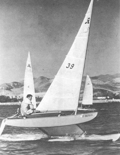 Hobie Hobie 14 — фото 1 из 2