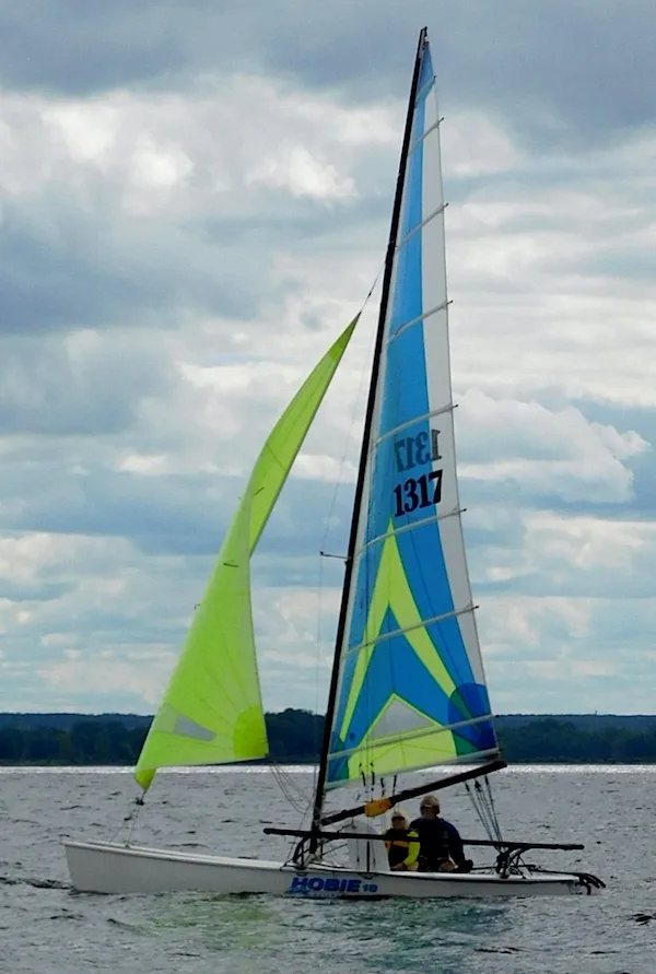 Hobie Hobie 18 — фото 1 из 2