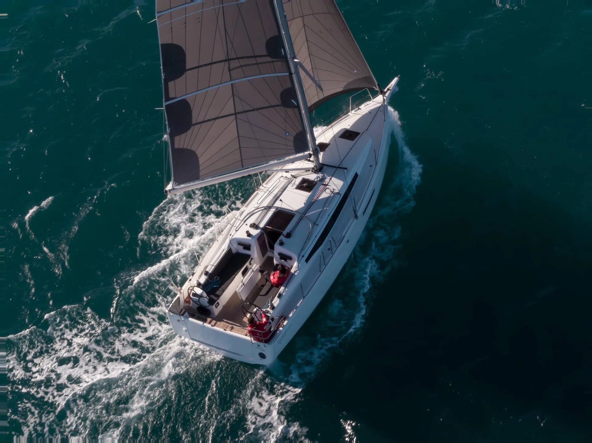 Jeanneau Sun Odyssey 380 — фото 1 из 3