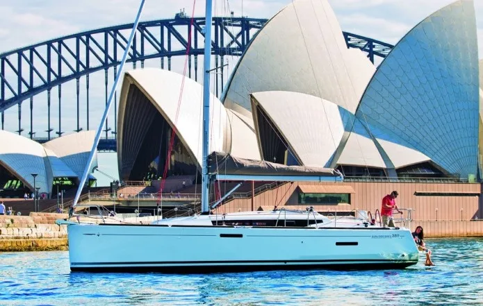 Jeanneau Sun Odyssey 389 — фото 1 из 27