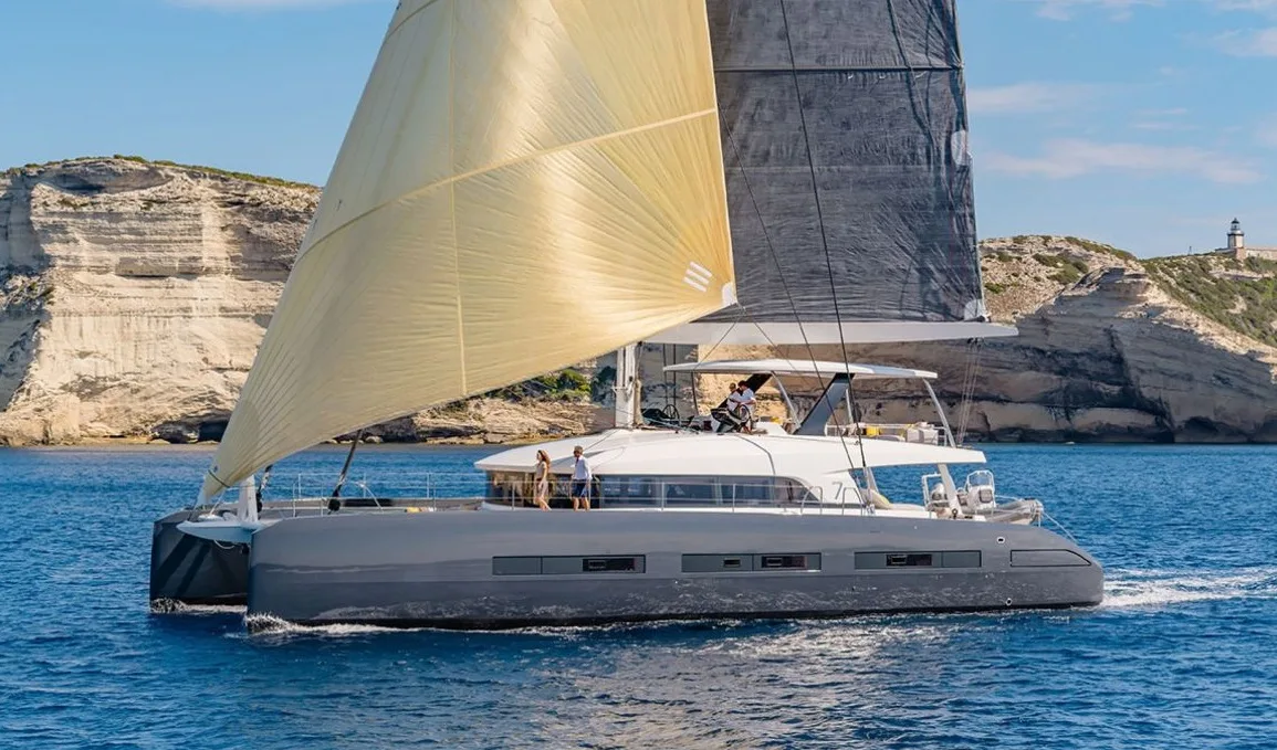 Lagoon Lagoon Seventy 7 — фото 1 из 30
