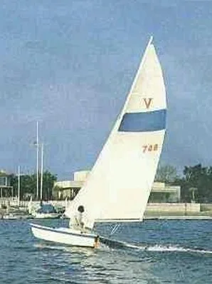 MacGregor Venture 15 Catamaran (1974) — фото 1 из 1
