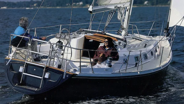 Pacific Seacraft Ericson 380 — фото 1 из 2