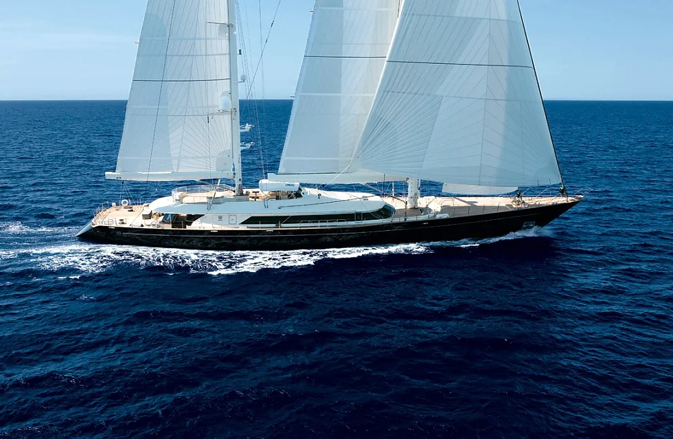Perini Navi Asahi — photo 7