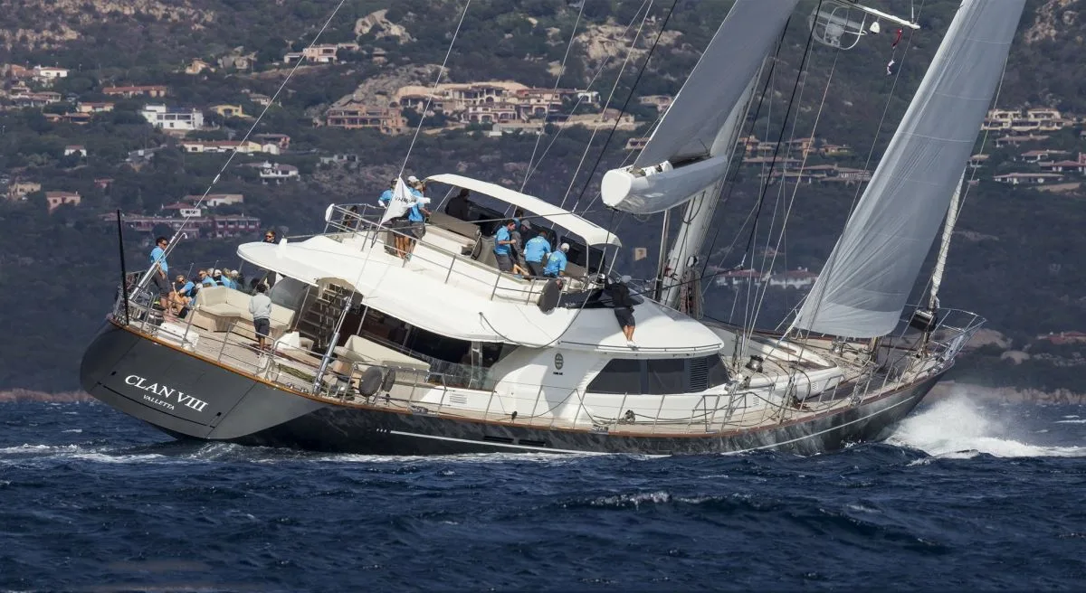 Perini Navi Perini Navi Clan VIII — фото 1 из 28