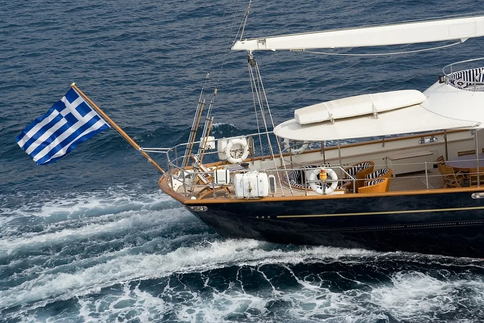 Perini Navi Ellen V — photo 5