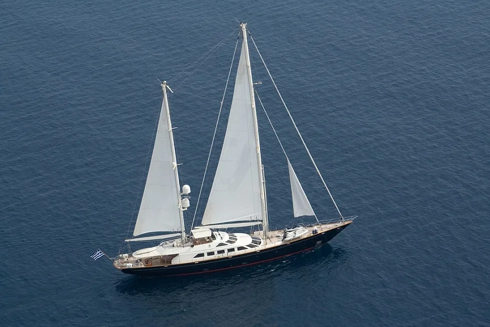 Perini Navi Ellen V — photo 8