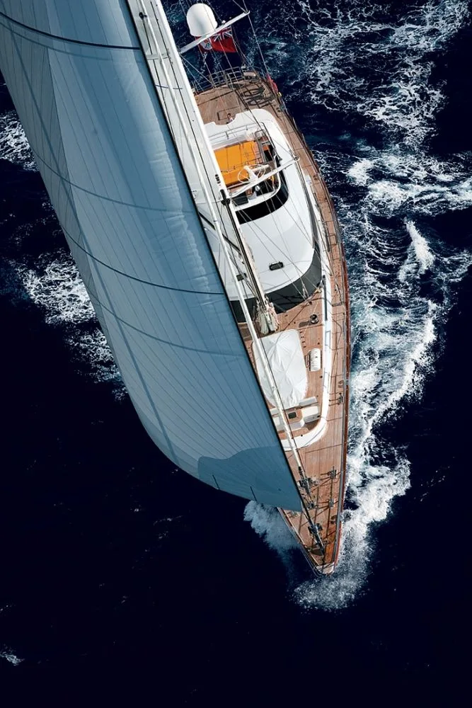 Perini Navi Helios — photo 5
