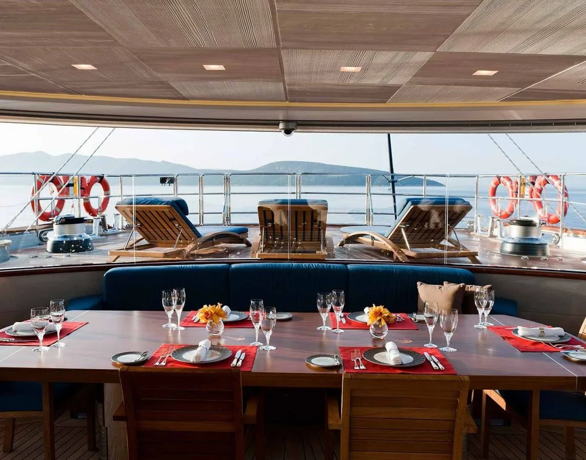 Perini Navi Melek — фото 7