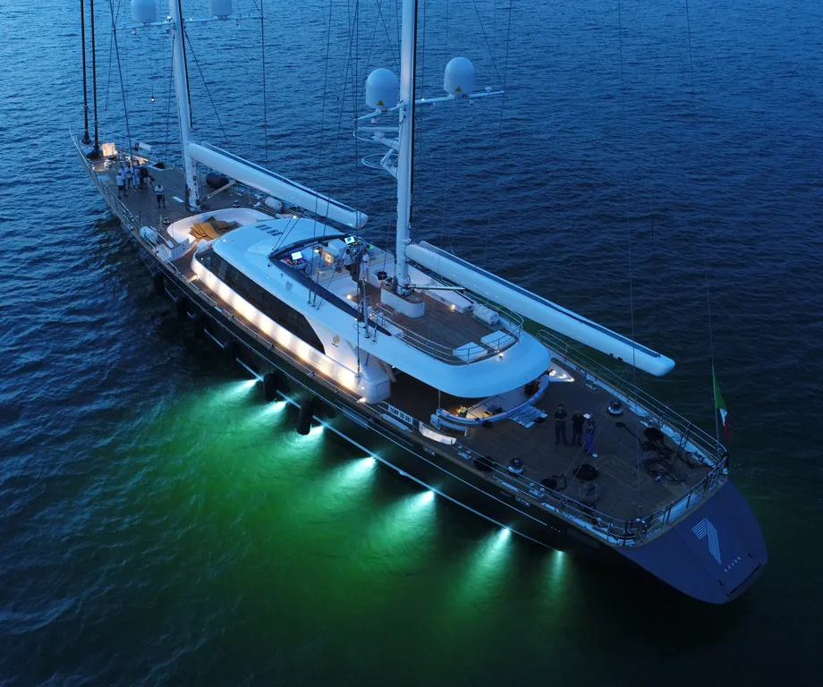 Perini Navi Perini Navi Seven — фото 1 из 18