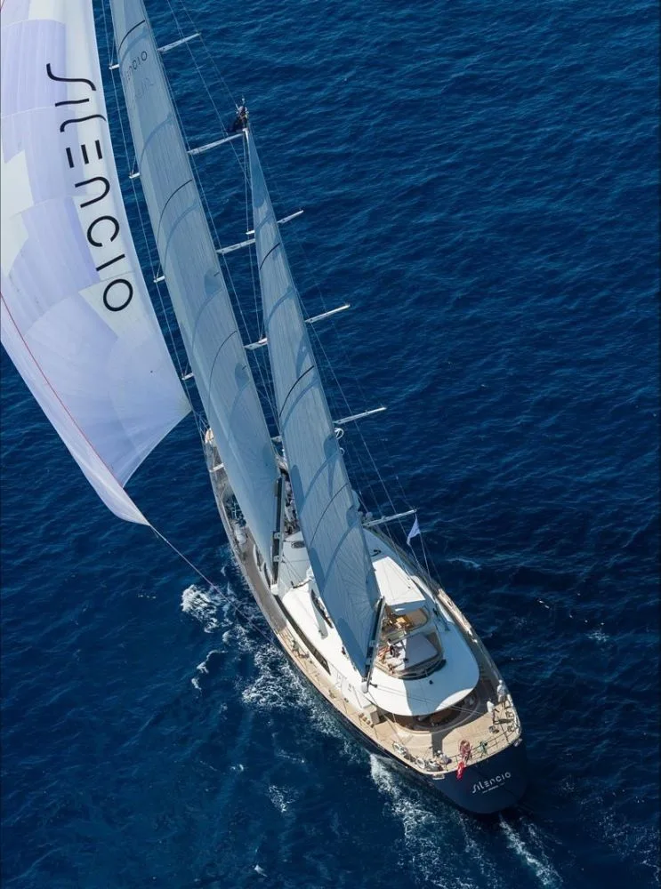 Perini Navi Silencio — фото 4