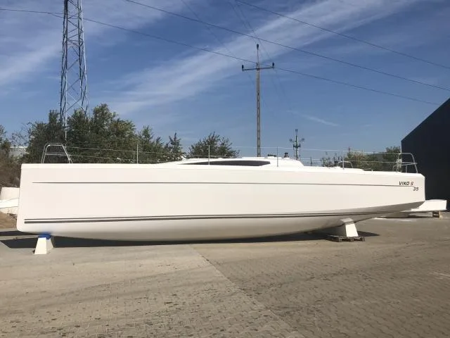 Viko Yachts Viko S 35 — photo 1 of 11