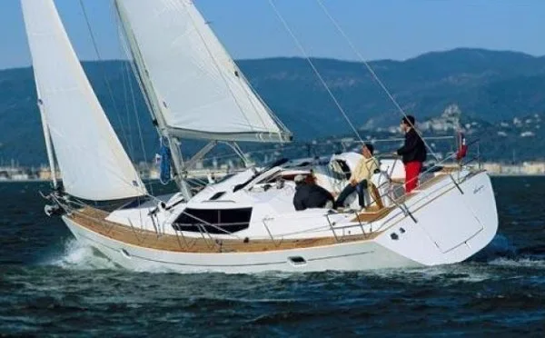 Wauquiez Wauquiez Pilot Saloon 40 — фото 1 из 1